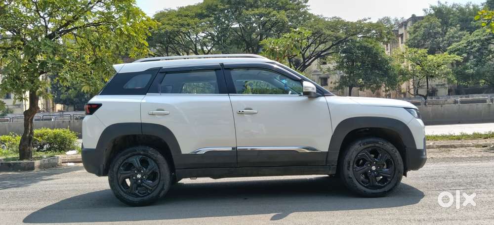 Maruti Suzuki Brezza 1.5 Lxi Smart Hybrid, 2022, Petrol