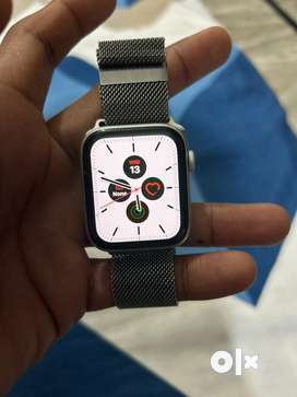 Argos apple best sale watch s4