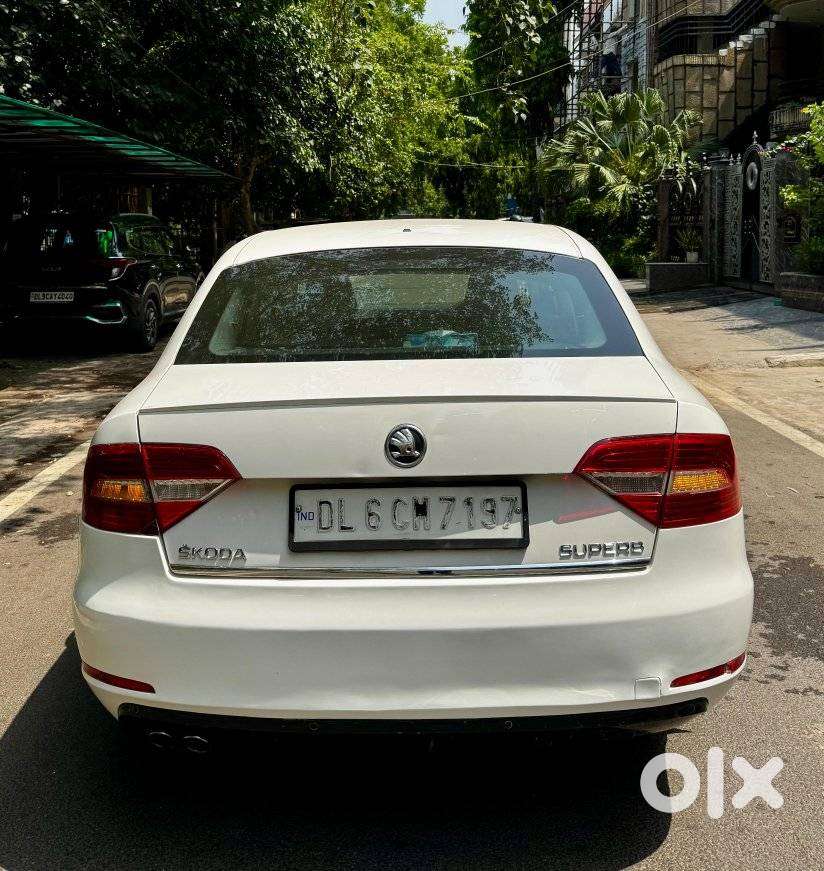 Skoda Superb 1.8 Elegance Tsi At, 2014, Petrol
