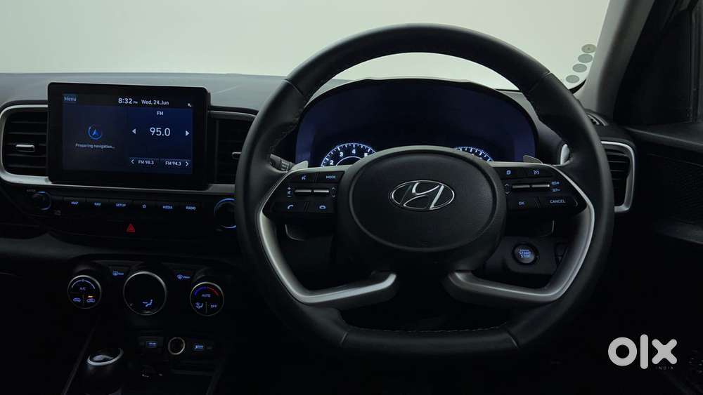 Hyundai Venue Sx Plus Turbo Dct, 2022, Petrol