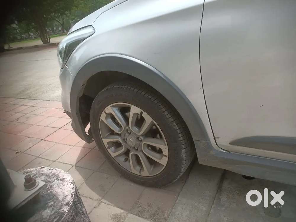 Hyundai I20 Active 2017 Petrol 80000 Km Driven
