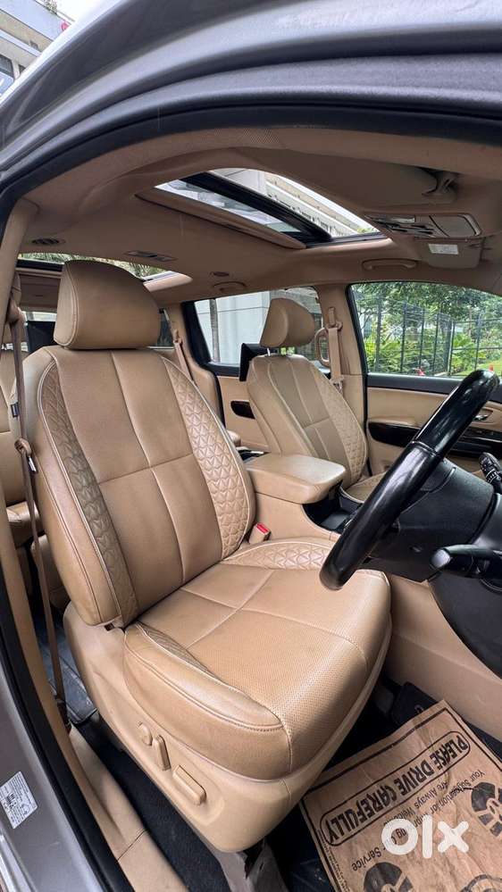 Kia Carnival Limousine Plus 7 Str, 2022, Diesel