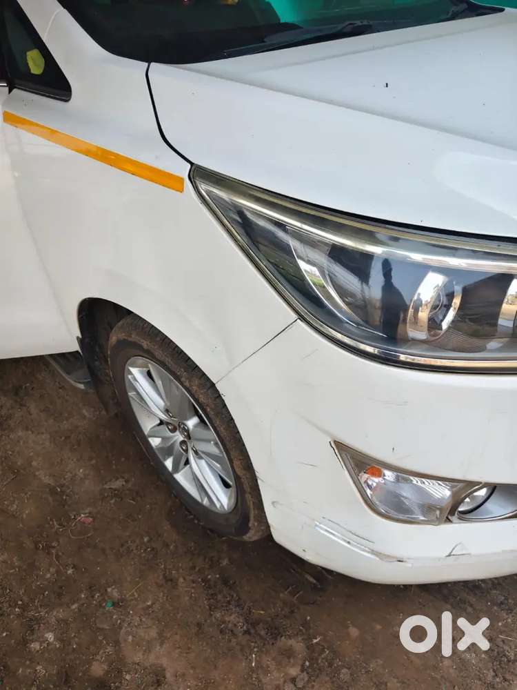 Toyota Innova Crysta 2019
