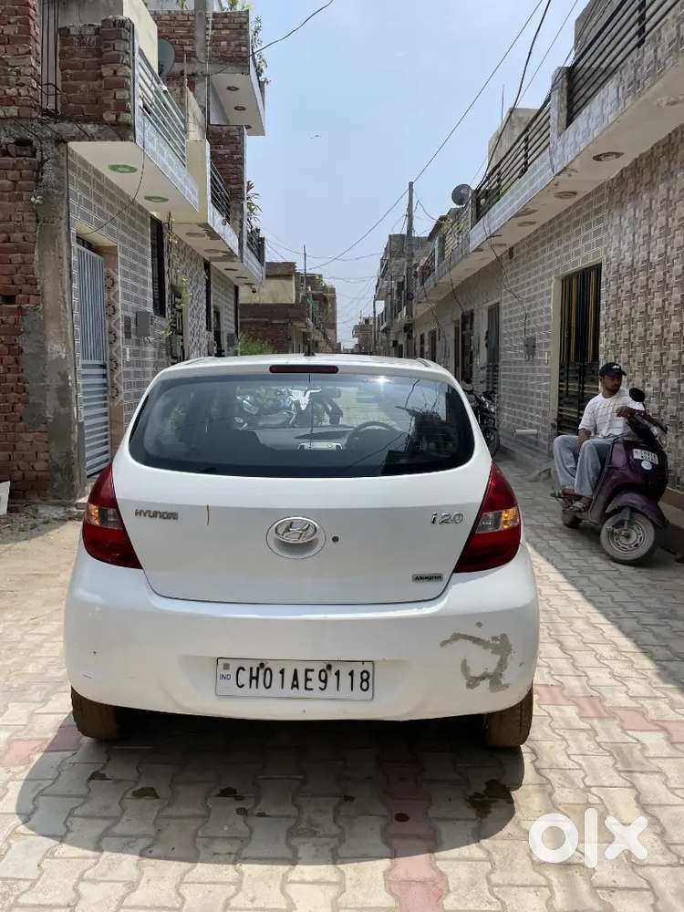 Hyundai Elite I20 Magna 2011