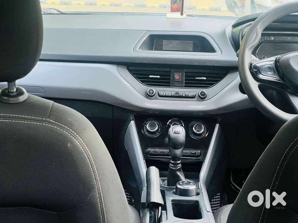Tata Nexon 1.2 Revotron Xm (s), 2020, Petrol