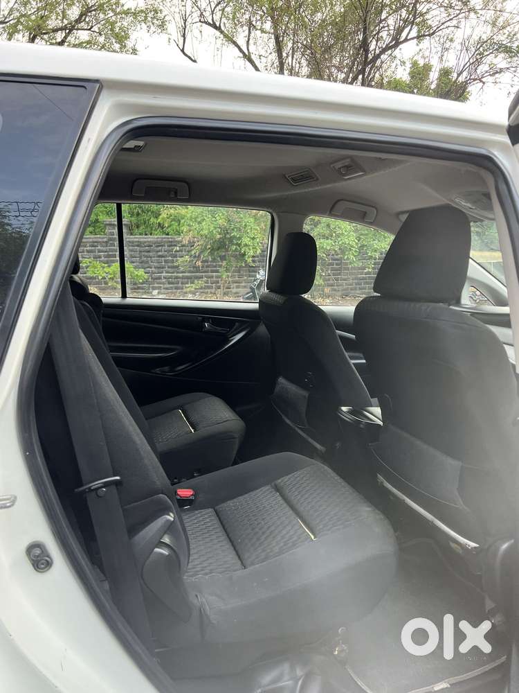 Toyota Innova Crysta 2.4 Gx Mt, 2018, Diesel