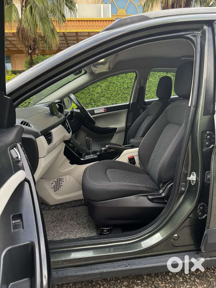 Tata Nexon 1.2 Revotron Xza Plus, 2023, Petrol