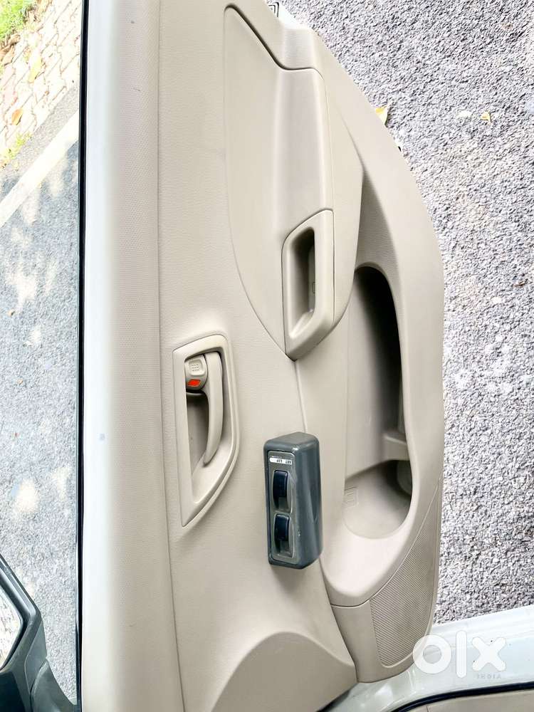 Maruti Suzuki Swift Dzire Ldi (o), 2012, Diesel