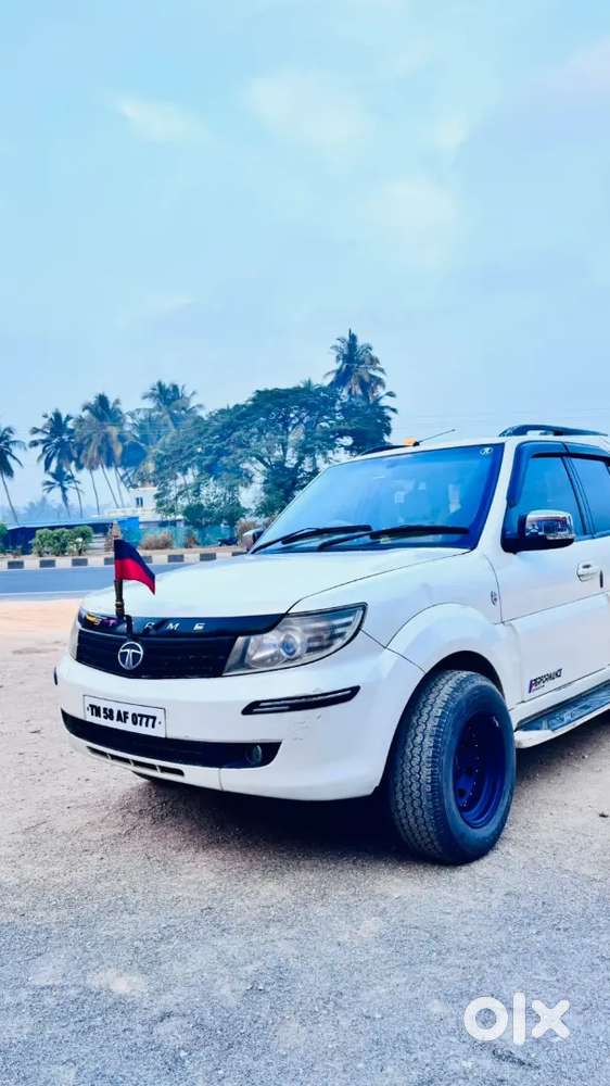 Tata Safari Storme 2014