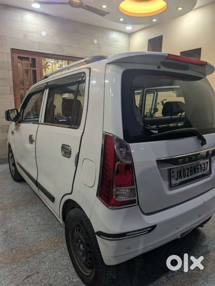 ​urgent Sale! Maruti Suzuki Wagonr Vxi (2015) - Excellent Condition