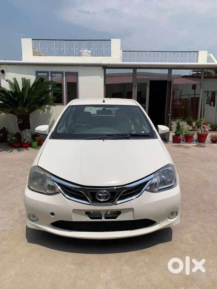Toyota Diesel 2015 Car