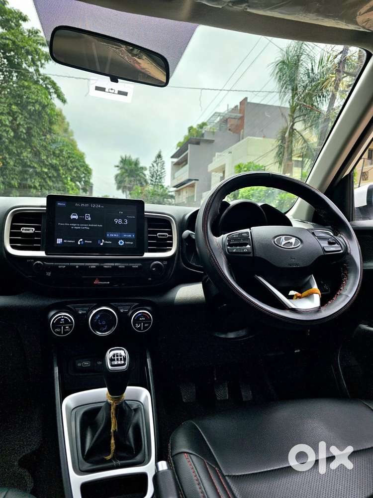 Hyundai Venue Sx Mt, 2021, Diesel