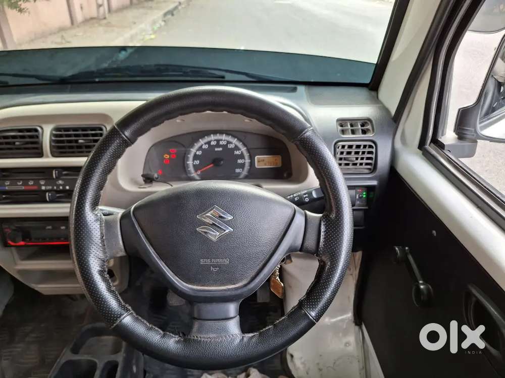 Eeco 2022  = 1 Owner  Petrol Cng
