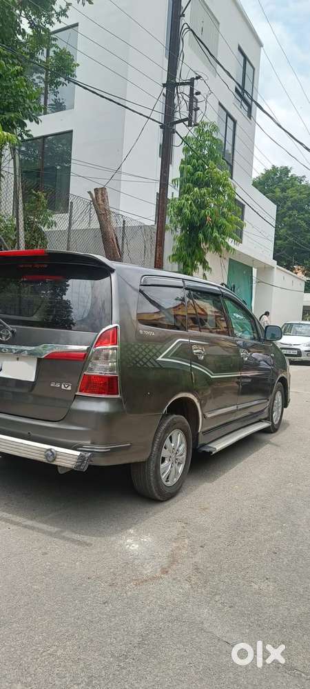 Toyota Innova 2.5 V 7 Str, 2011, Diesel