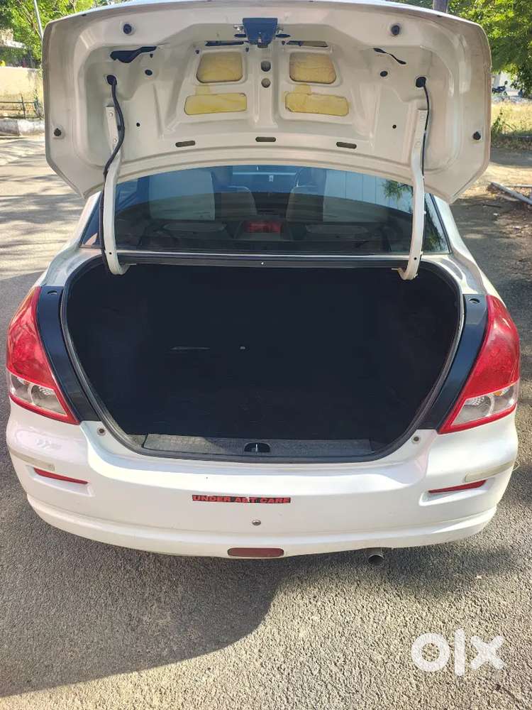 Maruti Suzuki Dzire 2010 Petrol Well Maintained