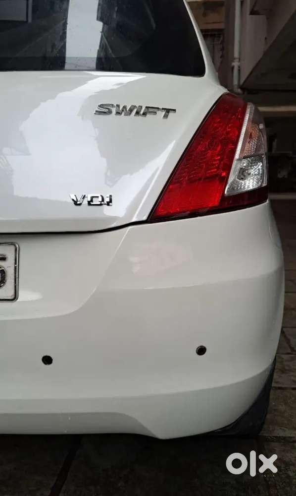 Maruti Suzuki Swift 2016