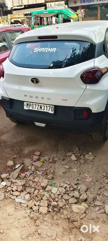 Tata Punch Pure Icng 2024