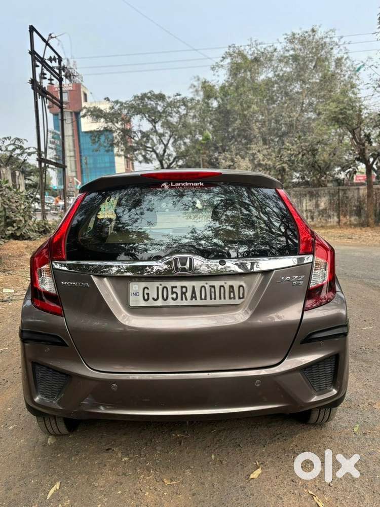 Honda Jazz 2017 Diesel 142000 Km Driven With Service Record