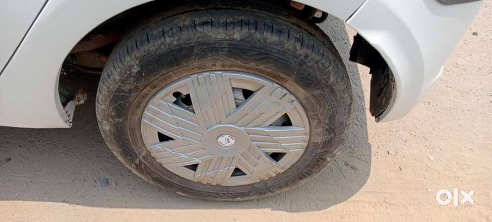 Tata Tiago 1.2 Revotron Xt (o), 2022, Petrol