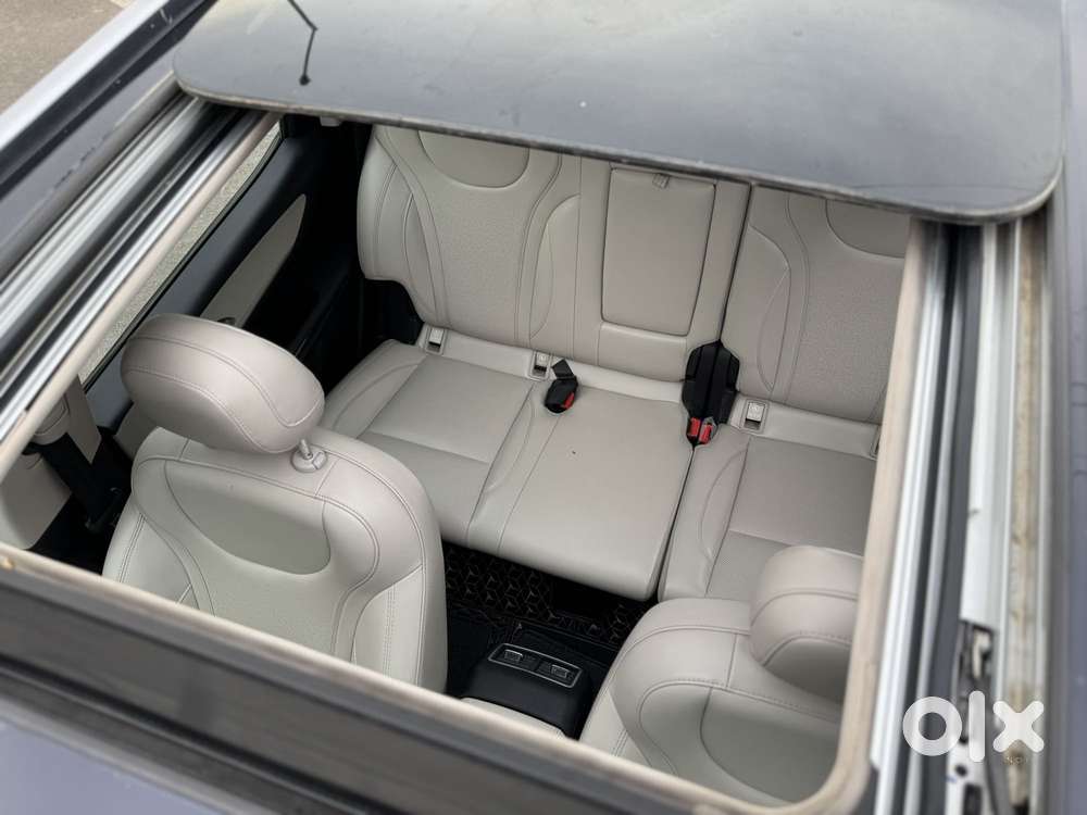 Mahindra Xuv700 2.0 Ax 7 Petrol At Luxury Pack Str, 2023, Petrol