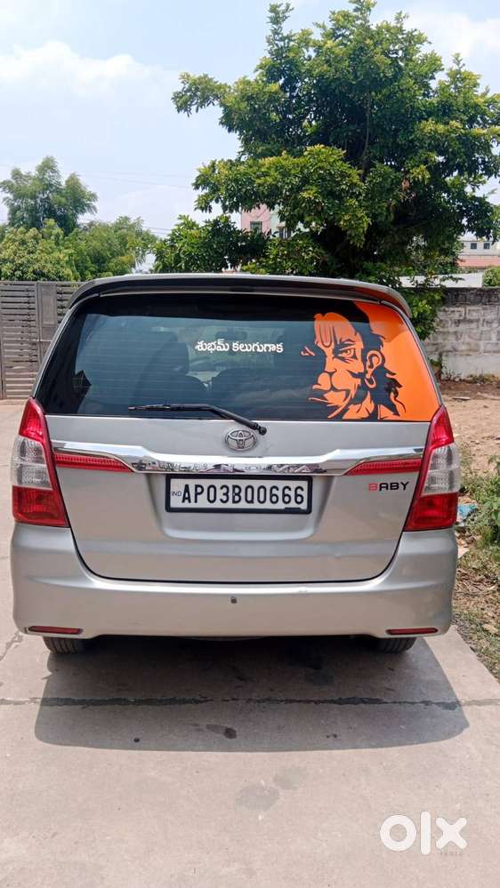 Innova 2015 V Version