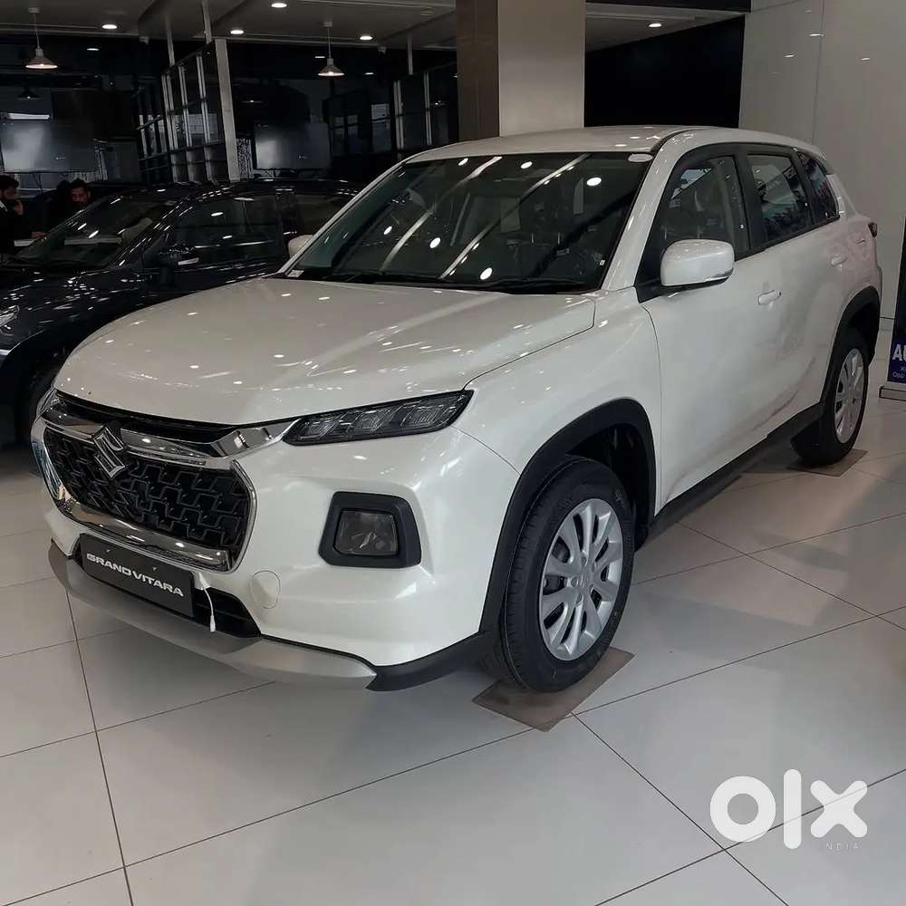 Vitara Sigma White 2025 Model  Big Discount