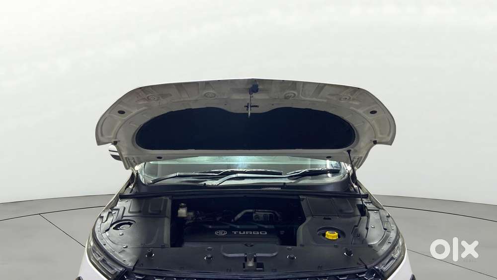 Mg Hector Plus 1.5 Hybrid Super Turbo 7 Str, 2021, Petrol