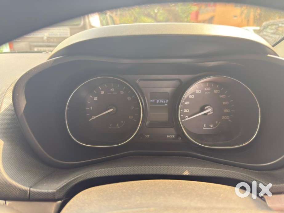 Tata Nexon 1.2 Revotron Xza Plus, 2018, Petrol