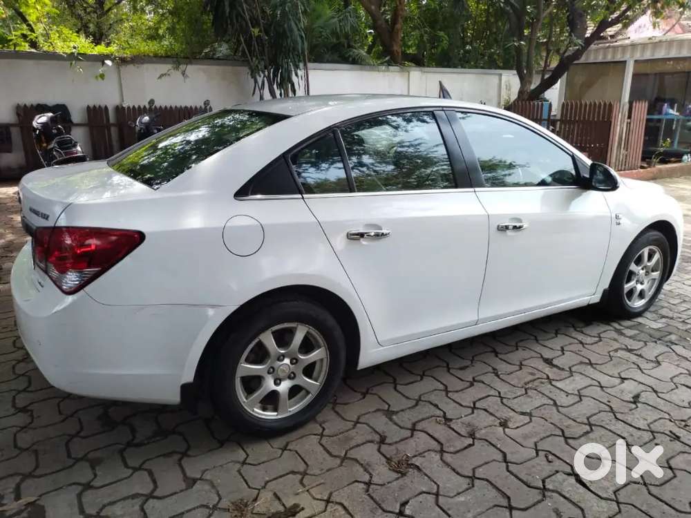 Chevrolet Cruze 2011 Diesel Well Maintained