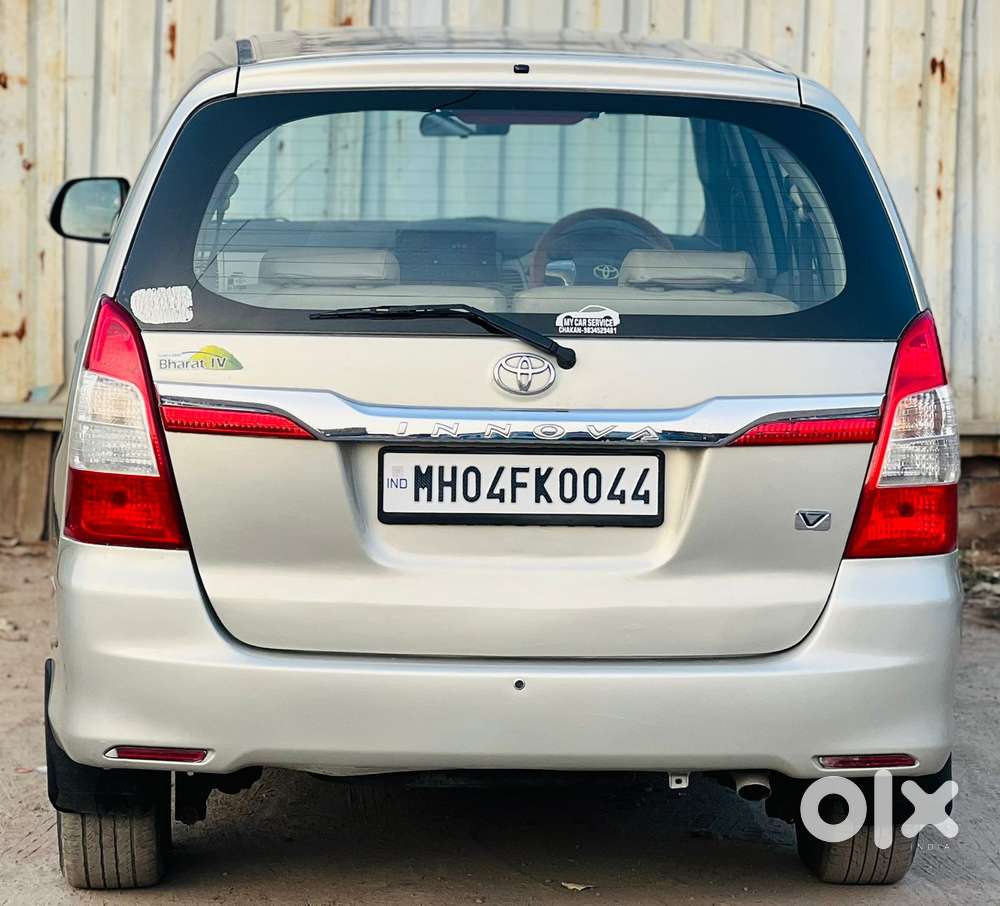 Toyota Innova 2.5 V 8 Str, 2012, Diesel