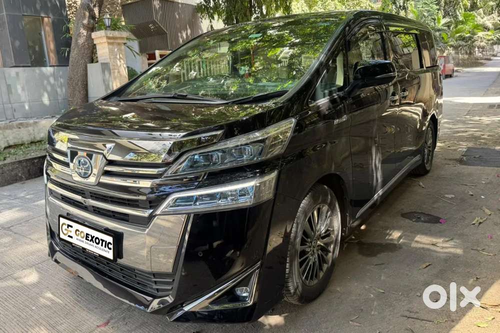 Toyota Vellfire 2.5 Hybrid, 2022, Petrol