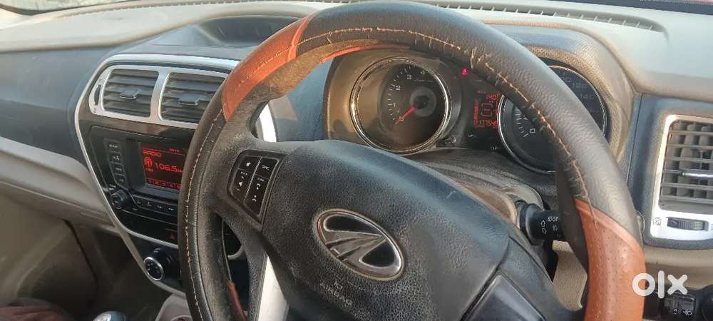 Mahindra Tuv 300 2016 Year Full Condition Me H Ek Rupya Ka Kharcha Nhi
