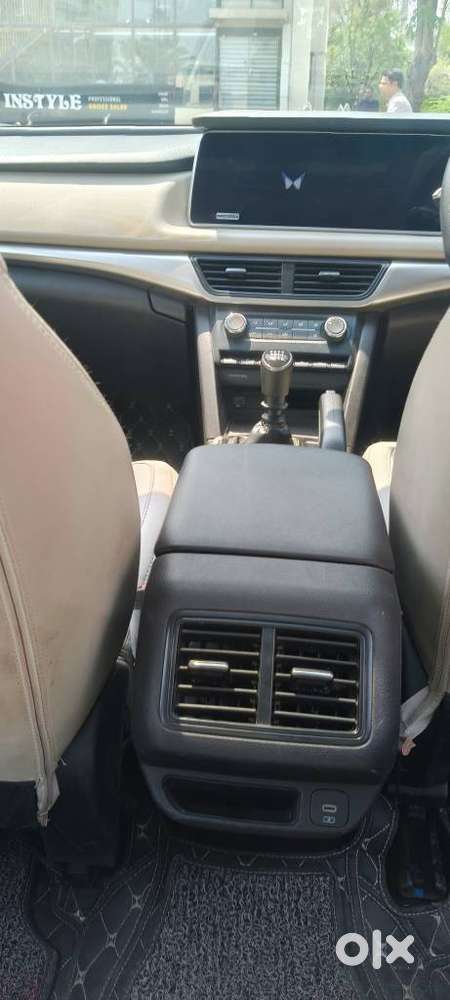 Mahindra Xuv700 2.2 Ax 5 Diesel Mt Str, 2023, Diesel