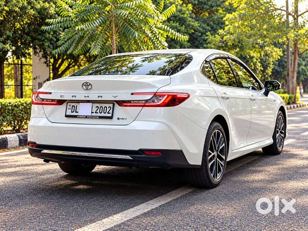 Toyota Camry Hybrid, 2025, Petrol