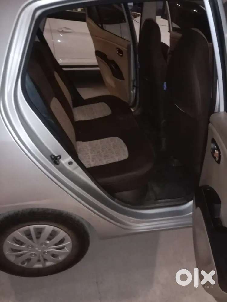 Hyundai I10 Sportz Petrol 2014