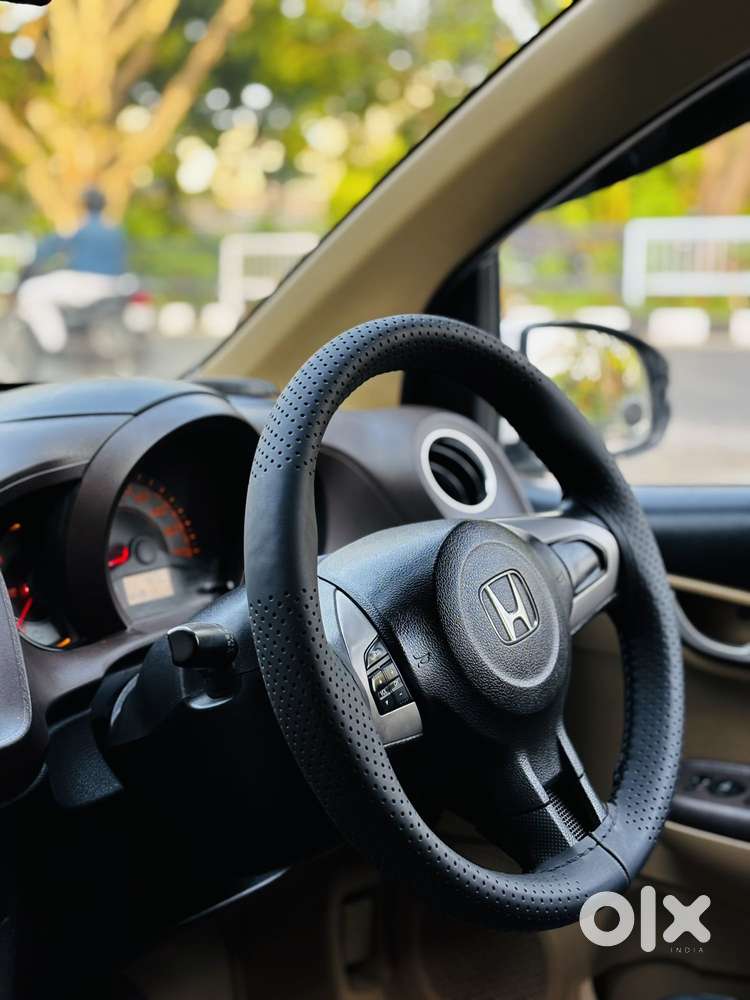 Honda Brio Vx Mt, 2013, Petrol