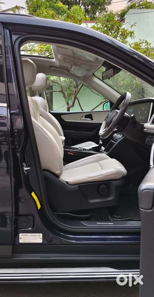 Mahindra Xuv700 2.0 Ax 7 Petrol At Luxury Pack Str, 2023, Petrol