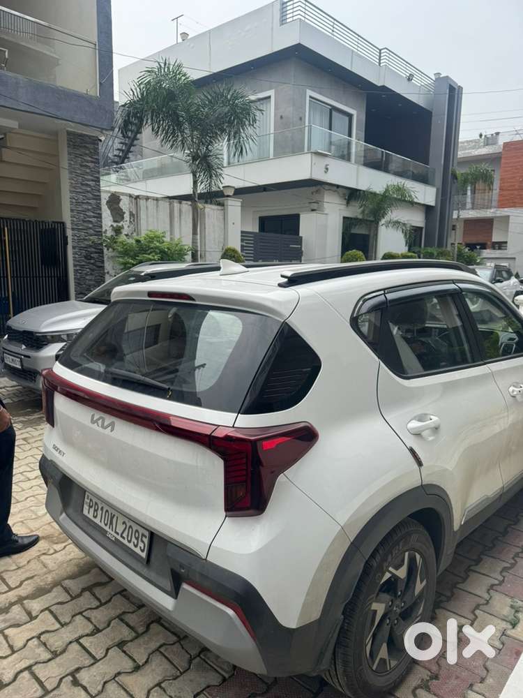 Kia Sonet Petrol 2026
