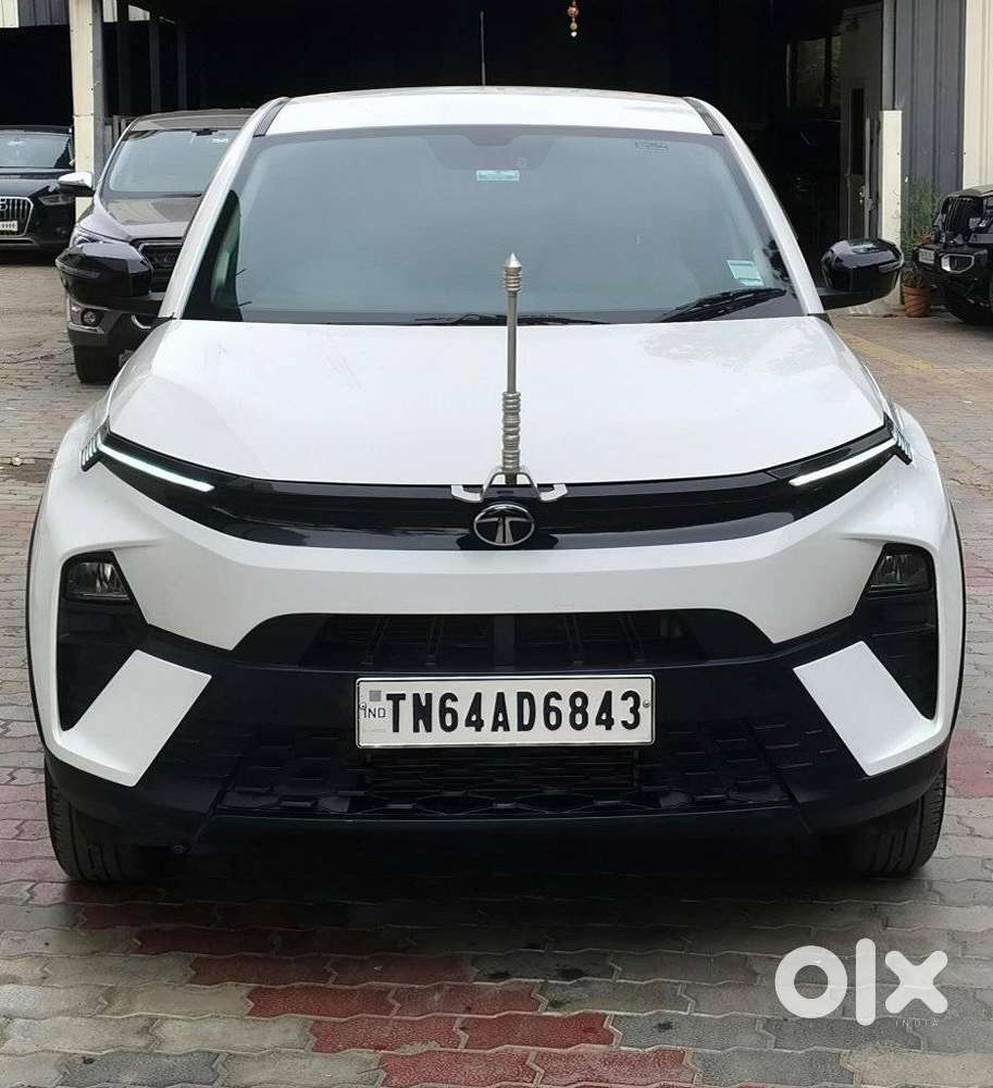 Tata Nexon, 2025, Petrol