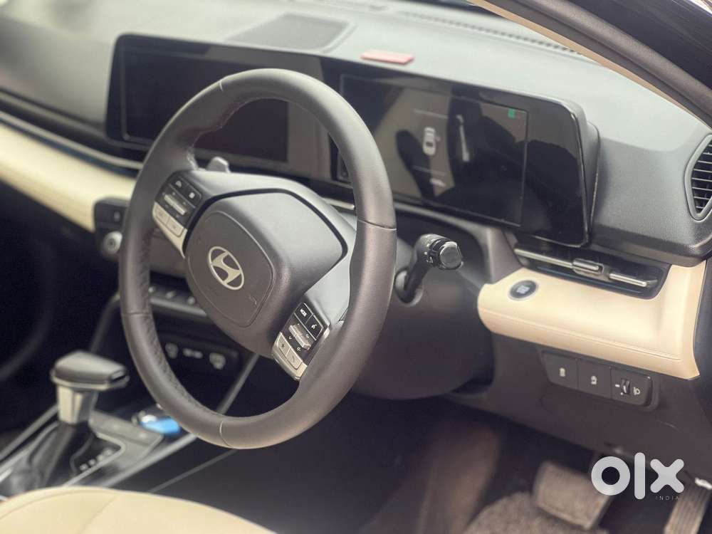 Hyundai Verna 1.5 Sx (o) Vtvt Ivt, 2023, Petrol