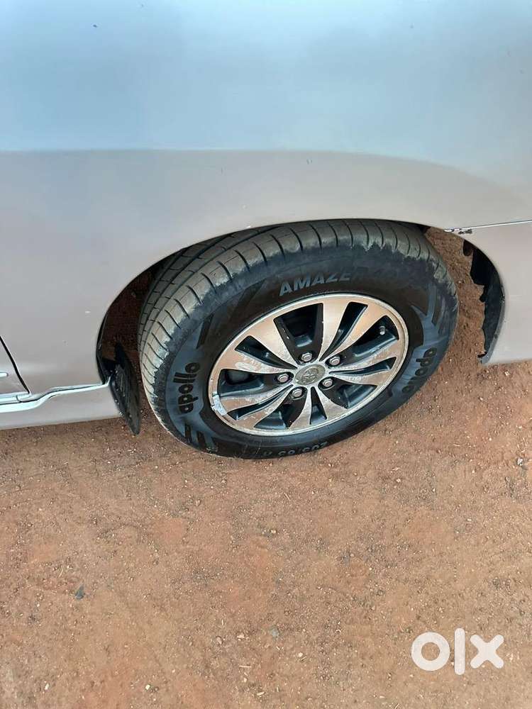 Toyota Innova 2015 Diesel Well Maintained