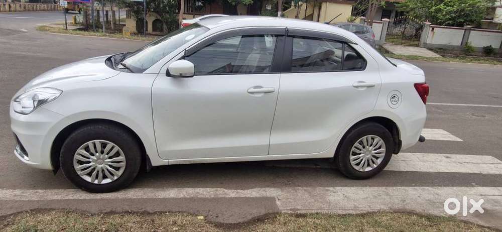 Maruti Suzuki Swift Dzire Vxi Optional, 2022, Petrol