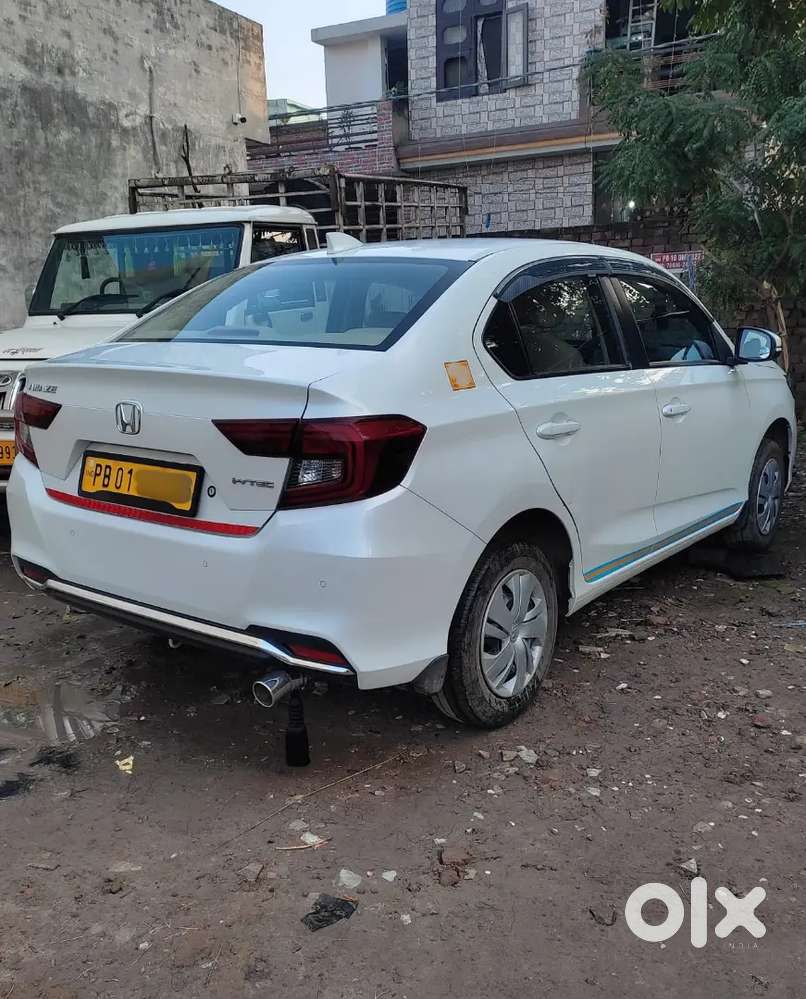 Honda Amaze (petrol & Cng)