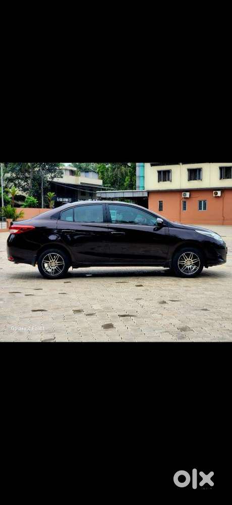 Toyota Yaris G Cvt, 2019, Petrol