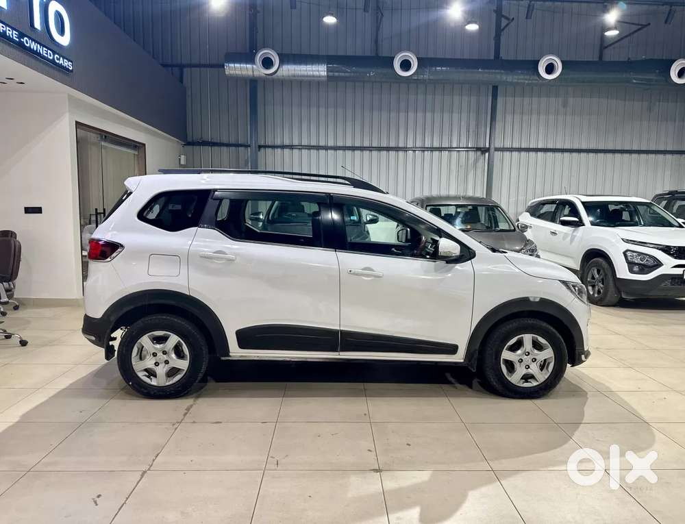 Renault Triber Rxz, 2019, Petrol