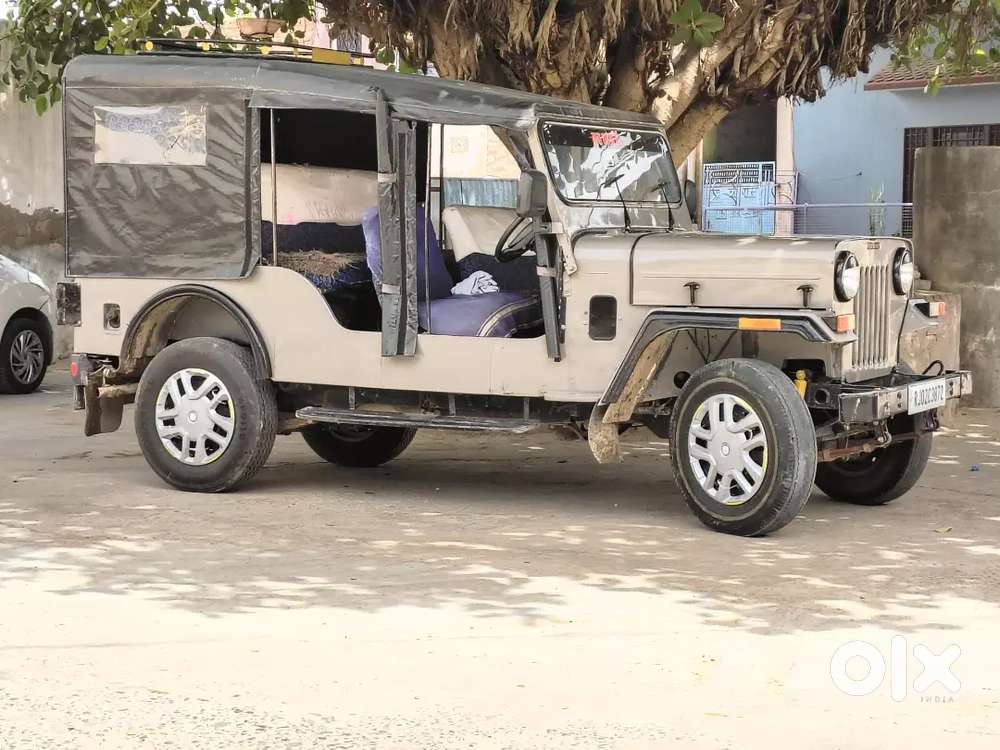 Mahindra Commander Jeep 2000 Model.