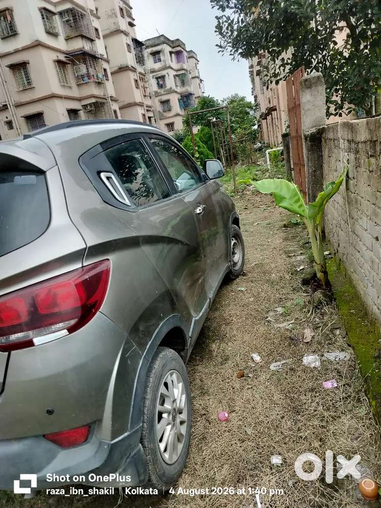 Mahindra Kuv 100 2016 Petrol Manual Car