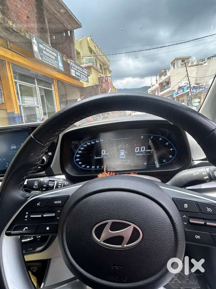 Hyundai I20 Asta 2023 Km Driven