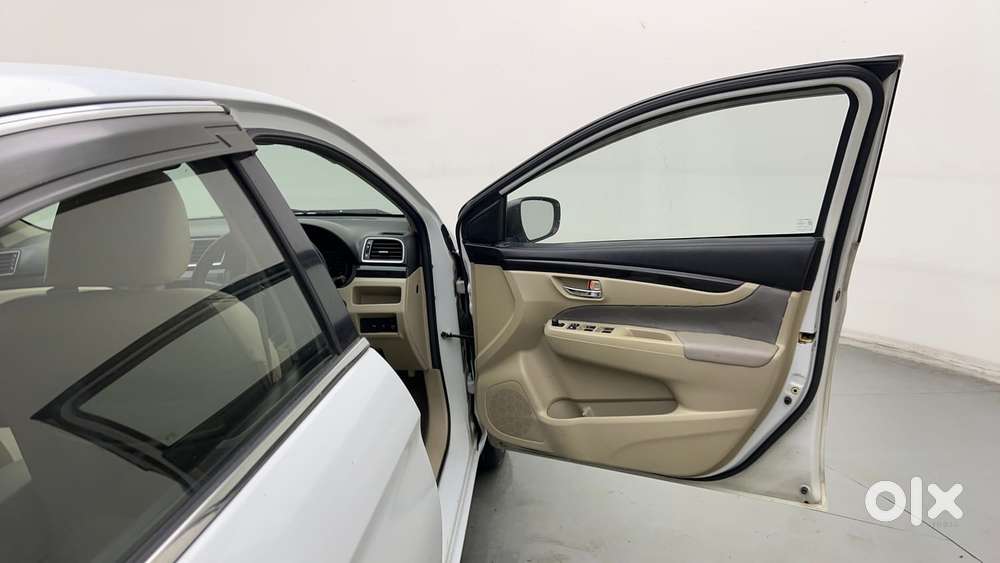Maruti Suzuki Ciaz Zxi, 2015, Petrol