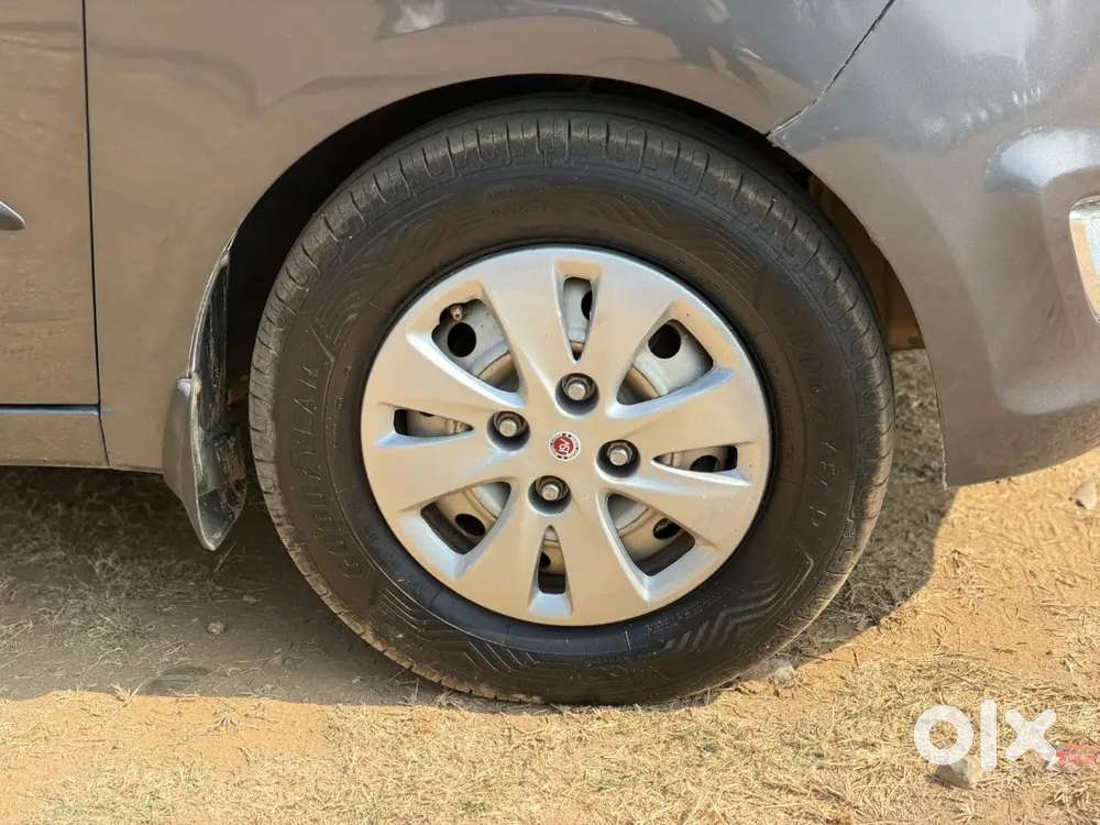 Hyundai I10 2011 Cng & Hybrids 77000 Km Driven